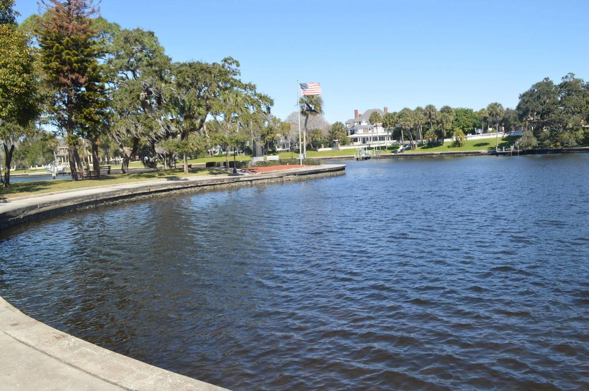 Tarpon Inn Tarpon Springs Dış mekan fotoğraf