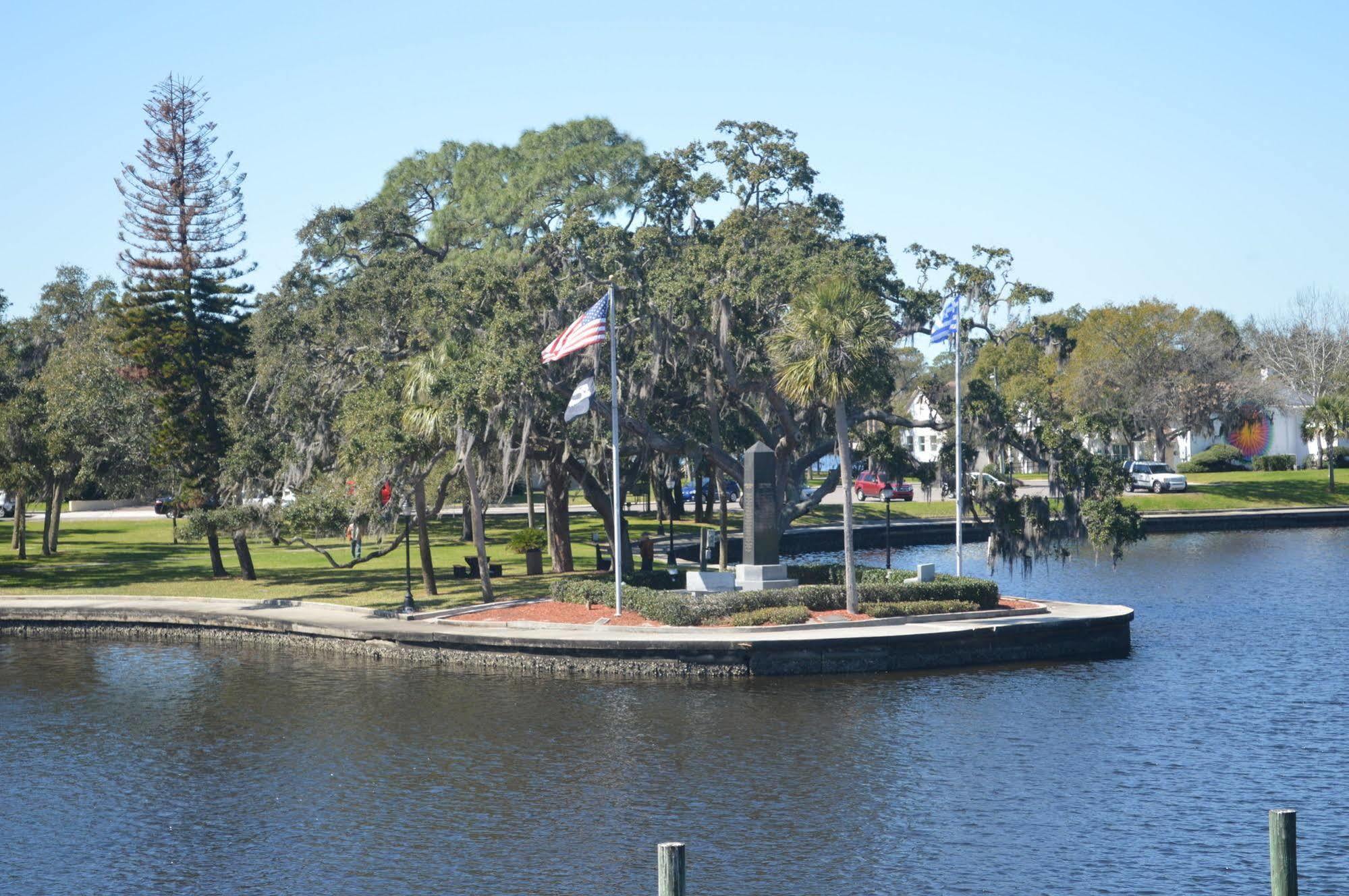 Tarpon Inn Tarpon Springs Dış mekan fotoğraf